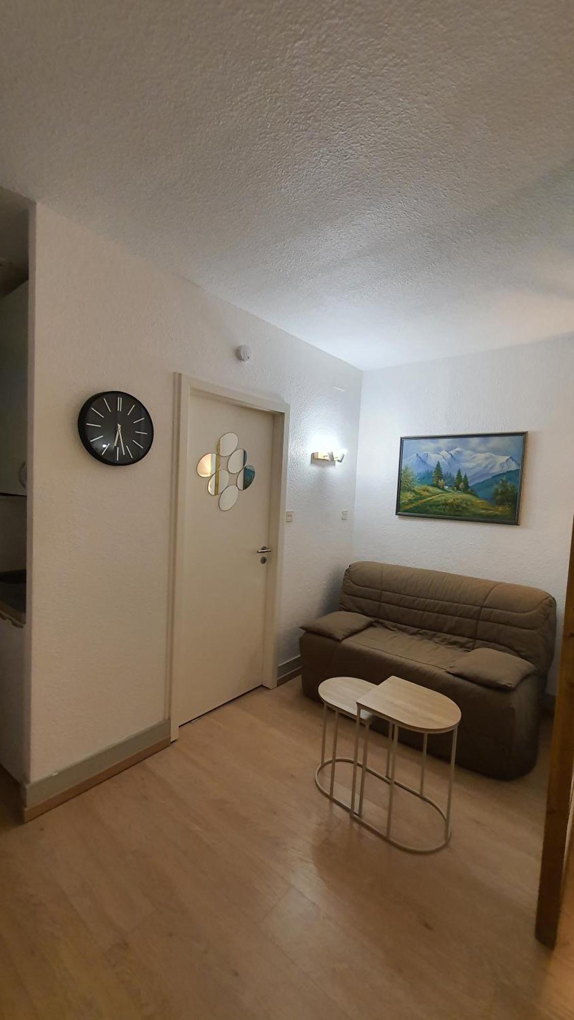 Studio Charmant Apartment *